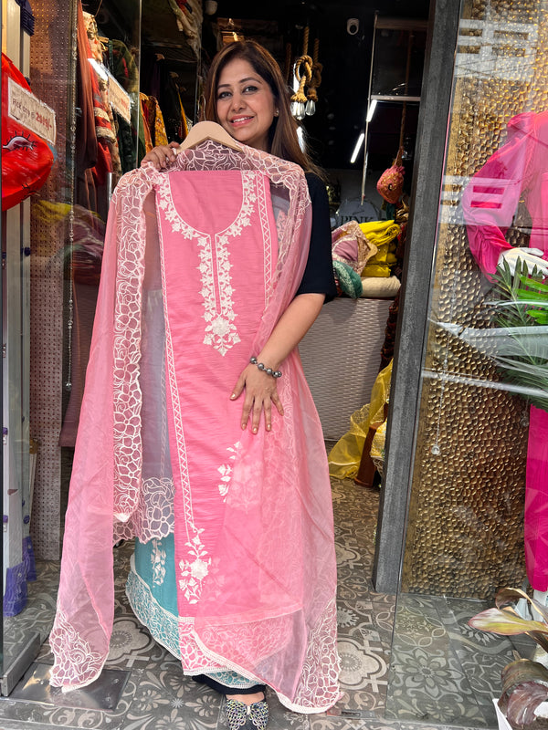 Cotton muslin suit under 1500/-